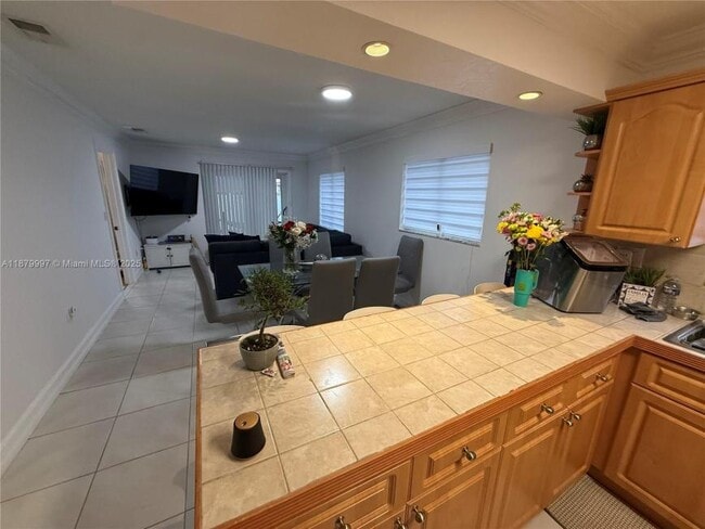 Photo - 3 bedroom in Hialeah FL 33016