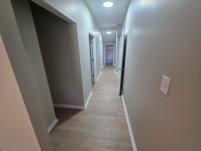 Photo - 1236 Algonquin Pky