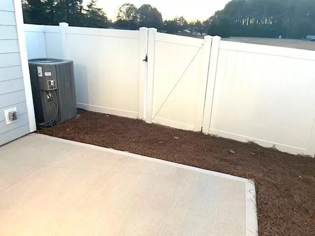 Photo - Room in Townhome on Johns Walk Way