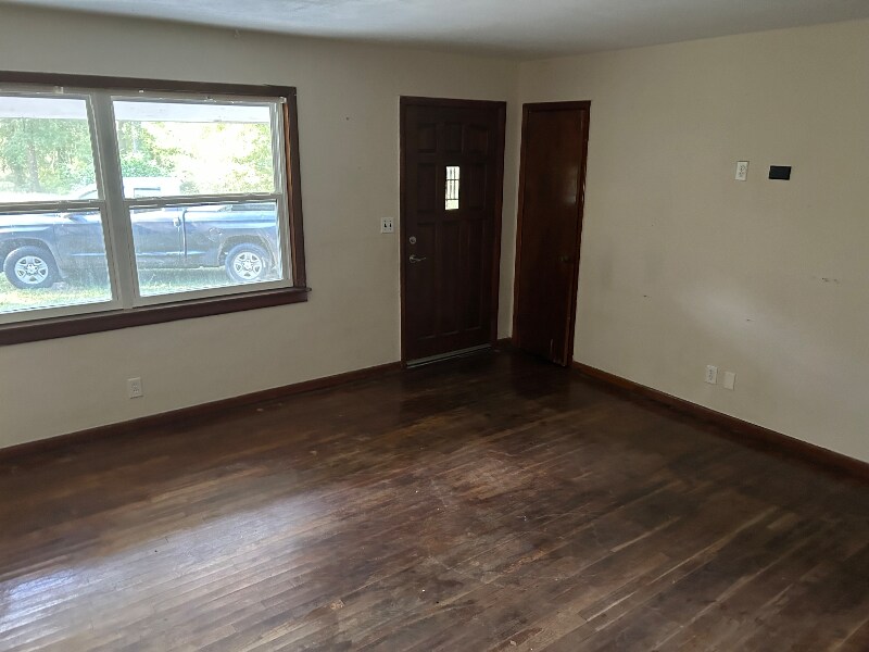 Photo - 250 E Olive Rd