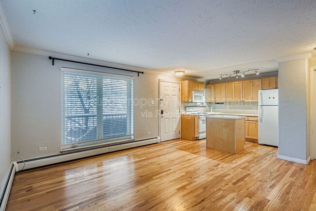 Photo - 1243 Vine St Unidad 10