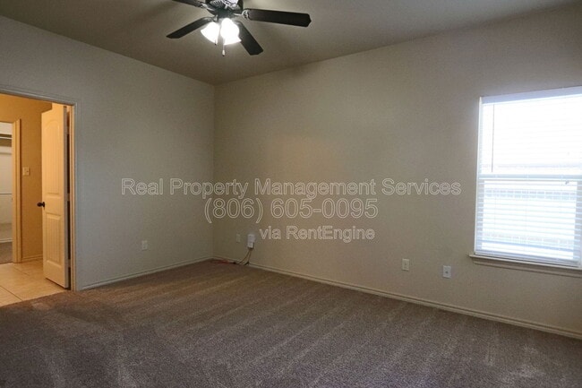 Photo - 3202 113th St