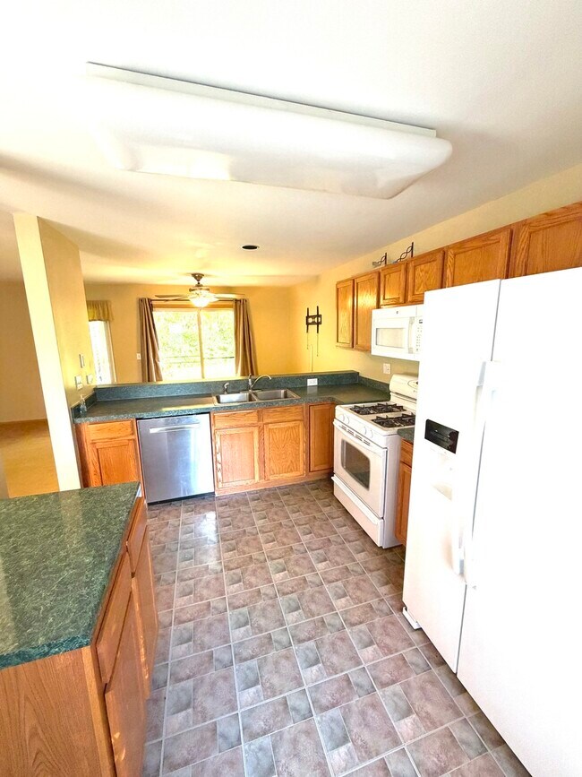 Photo - 2314 Woodside Dr