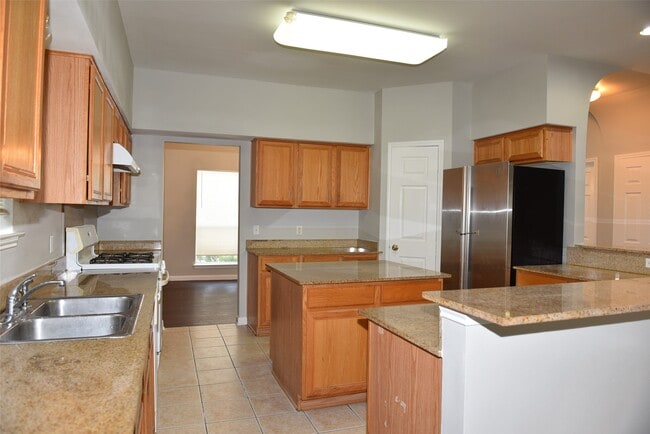 Photo - 6807 Turtlewood Dr