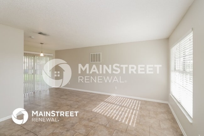 Photo - 2289 Anchor Ave