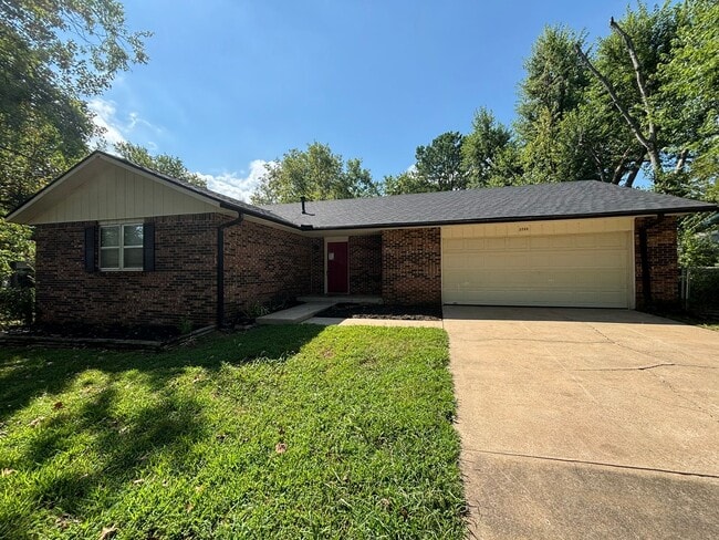 Photo - 3203 Cherokee Dr