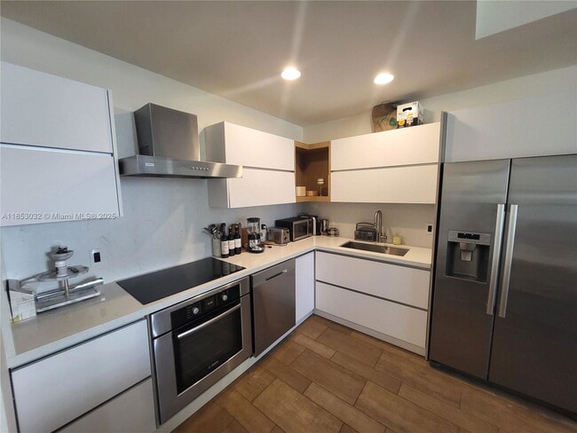 Photo - 2100 Park Ave