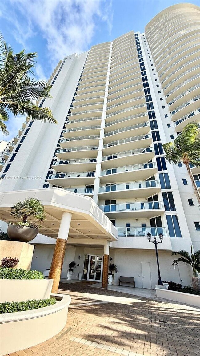 Photo - 2700 N Ocean Dr Unit 902B