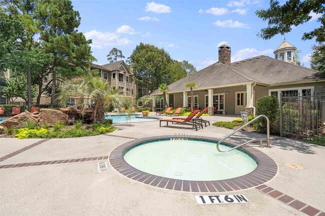 Building Photo - 2400 Spring Rain Dr