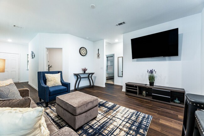 Photo - 16745 Oak Bough Dr