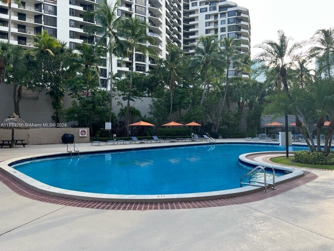 Photo - 540 Brickell Key Dr Condo Unit 722