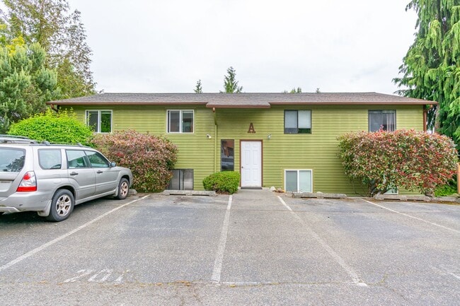 Building Photo - Comfortable 2-Bedroom Apartment