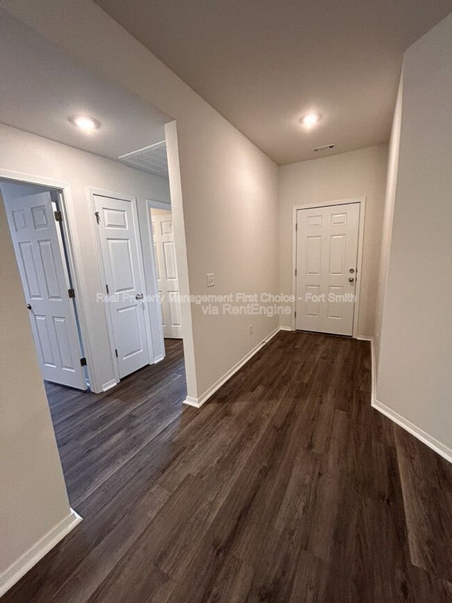 Photo - 10638 Cedar Wy