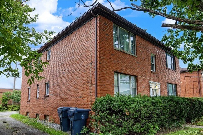 40 Eagan Dr