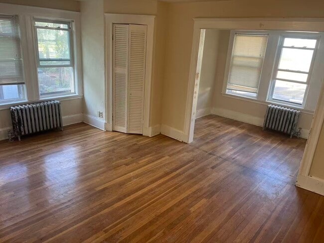 Building Photo - 66 Tirrell St Unit 2 Rental