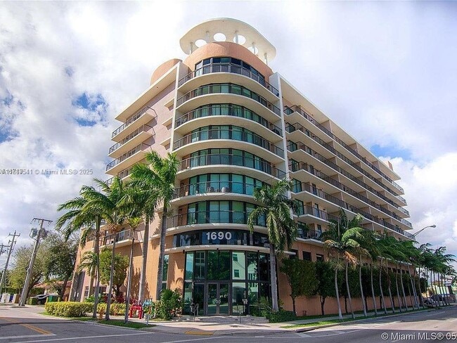 Building Photo - 1690 SW 27th Ave Unit 303
