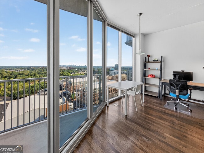 Building Photo - 361 17th St NW Unit 1710