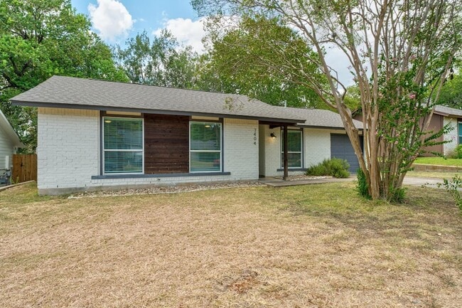 Photo - 7404 Lunar Dr