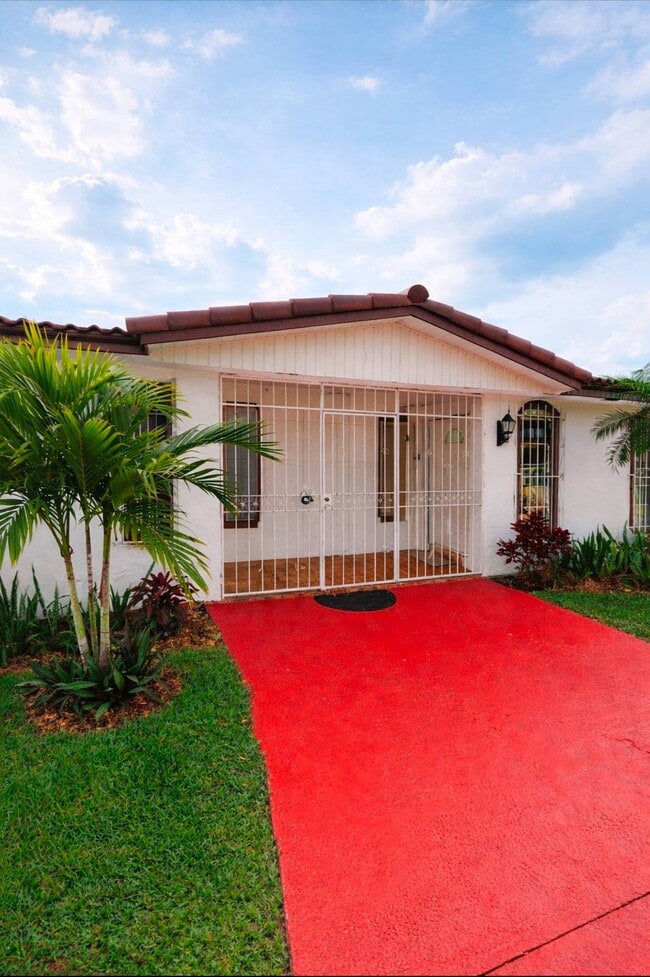 Photo - 1220 SW 78th Ave