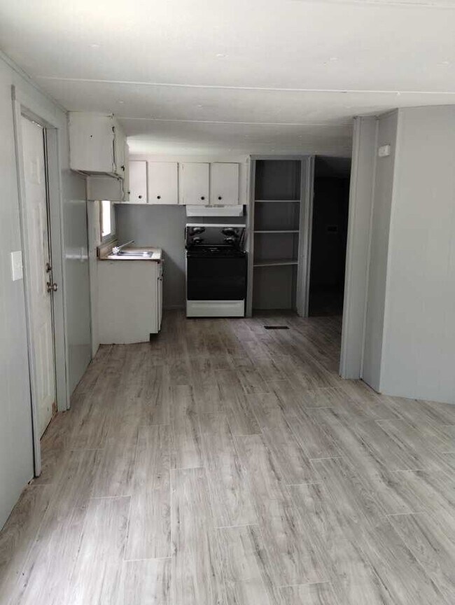 Photo - 2 Bed 1 bath mobile home