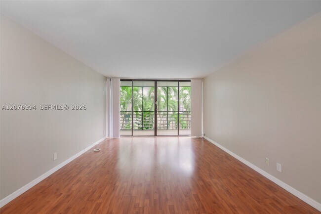 Photo - 20500 W Country Club Dr Unit 406
