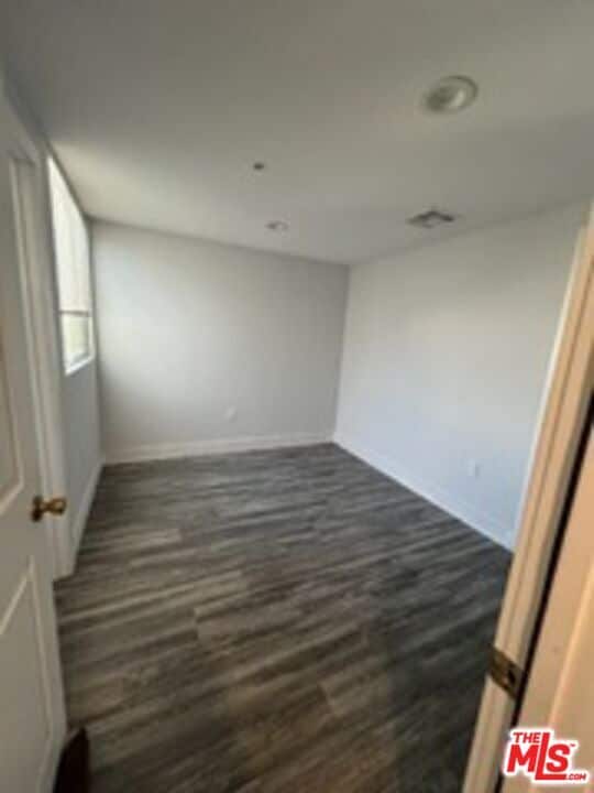 1608 W 36th Pl