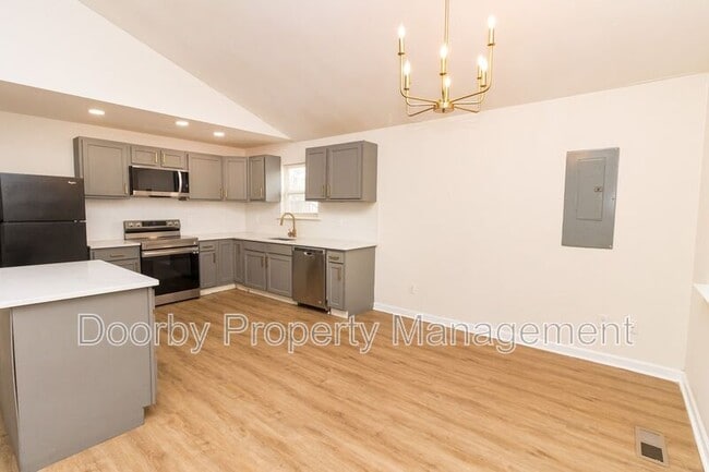 Photo - 2310 Cushman St