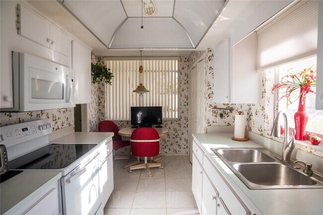 Photo - 2630 Pearce Dr Unit 104