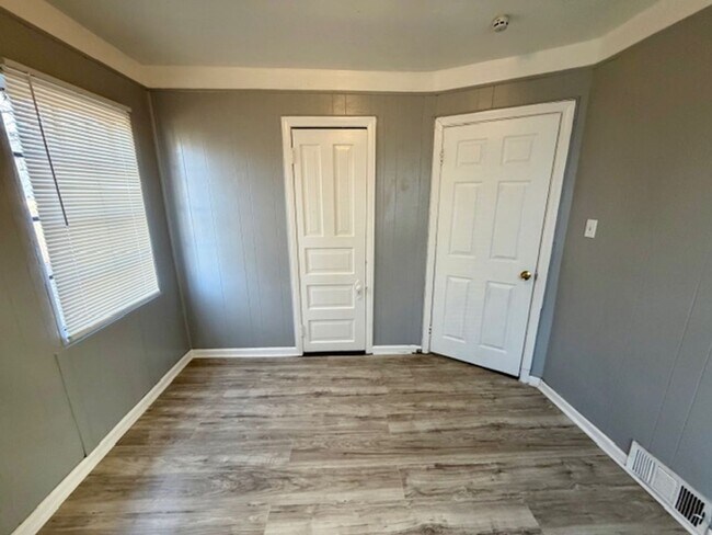 Photo - For Lease: Totally Updated 3 Bedroom 1 Bath Welcome Section 8 Call 313-429-3244 KPM Detroit
