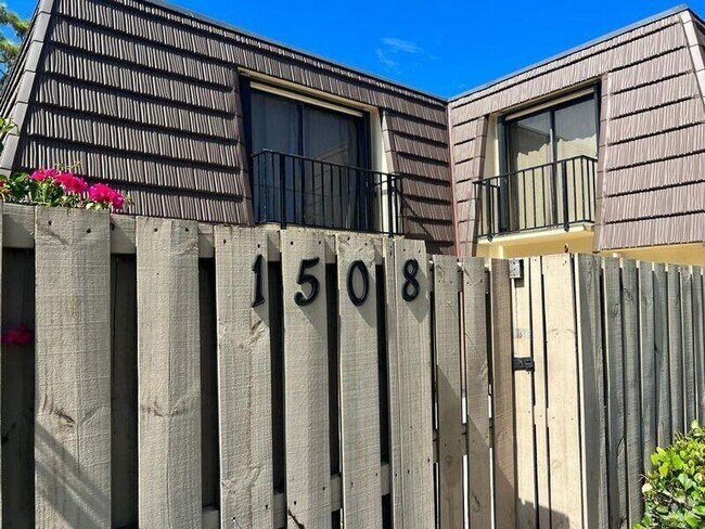 Building Photo - 1508 15th Ct Rental
