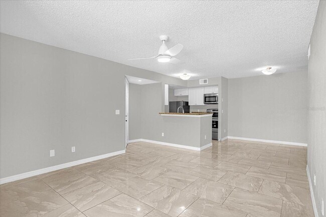 5132 Conroy Rd Unit 1