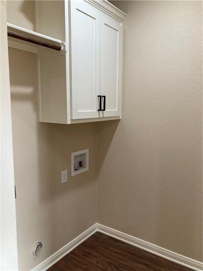 Photo - Duplex China Spring