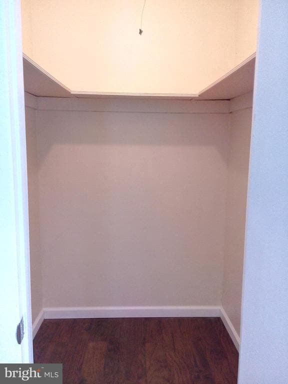 Photo - 313 Carleton Ln