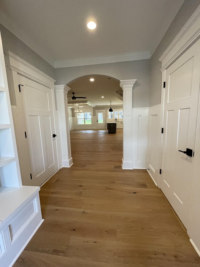 Photo - 1043 N Westyn Lp