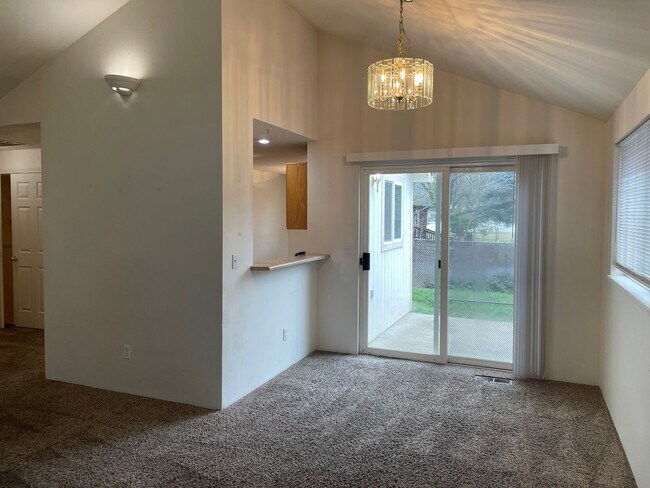 Photo - This 3 bedroom 2 bathroom home is located in beautiful Shady Cove