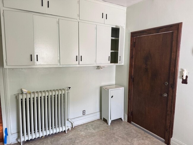 Photo - 112 N 6th Ave