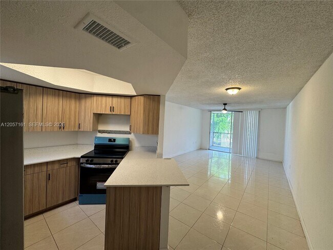 Photo - 8205 Lake Dr Unit 401