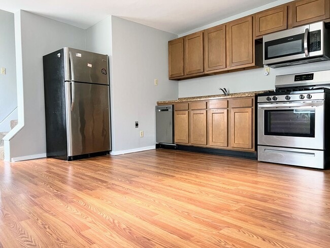 Photo - 819 McCandless Ave Unit #2