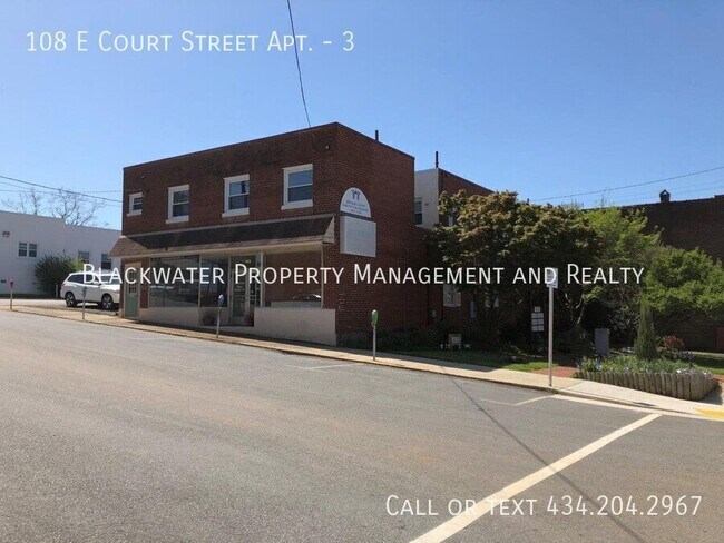 Photo - 108 E Court St Unit 3