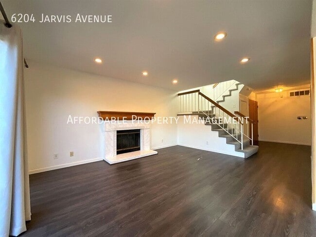 Photo - 6204 Jarvis Ave