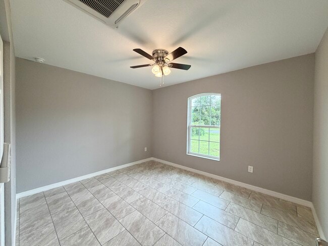 Photo - 15677 SW 37th Cir