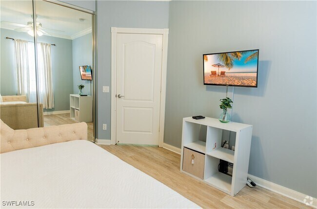 Building Photo - 6032 Towncenter Cir Rental
