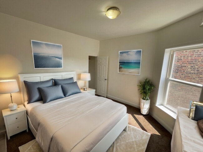 Photo - 5123 S Indiana Ave Unit 2