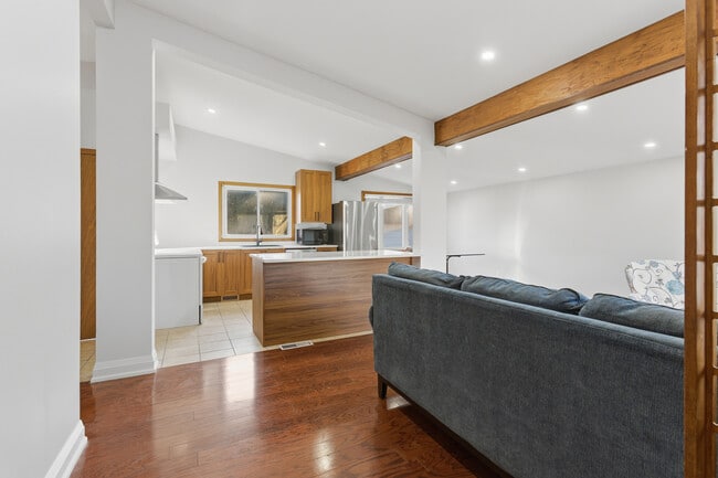 Photo - 4206 Glenayr Ave