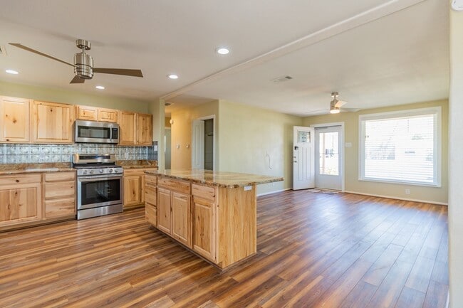 Photo - Charming 3 Bed 1 Bath Home