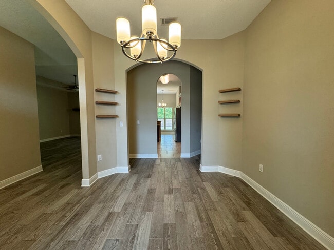 Photo - 2103 Frontera St House