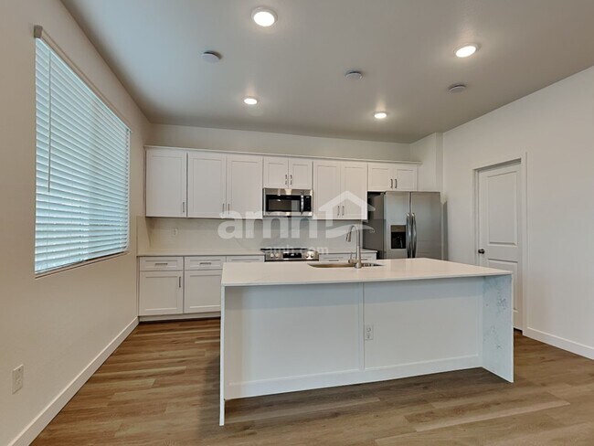 Photo - 9746 W Luxton Ln