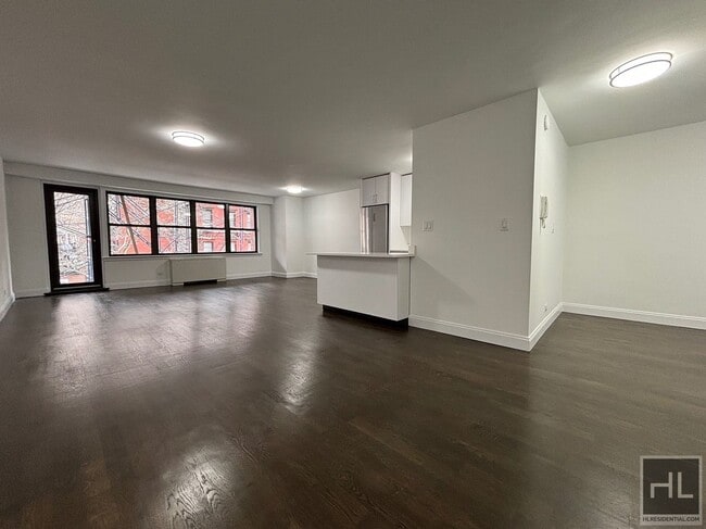 Building Photo - East 82nd Street