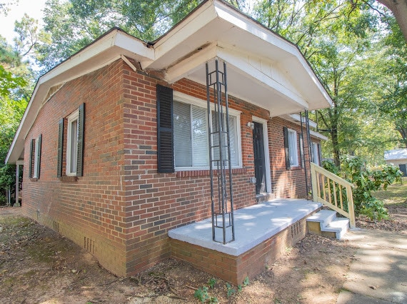 Building Photo - 1413 67th St Ens