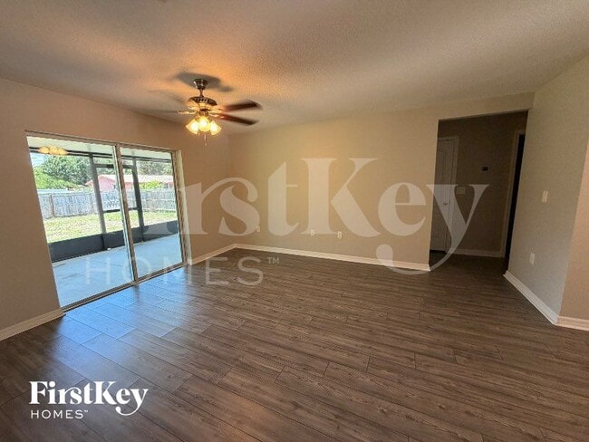Photo - 280 Edgevale Rd SE